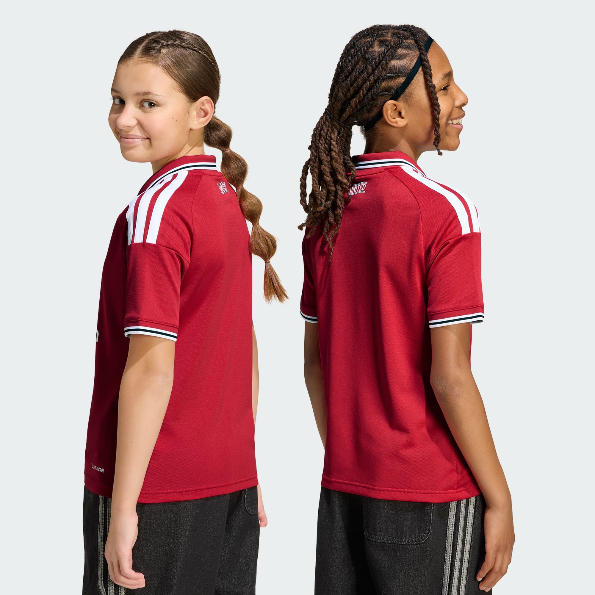 Conjunto Infantil Adidas Manchester United 2026/27 I - imagem 2