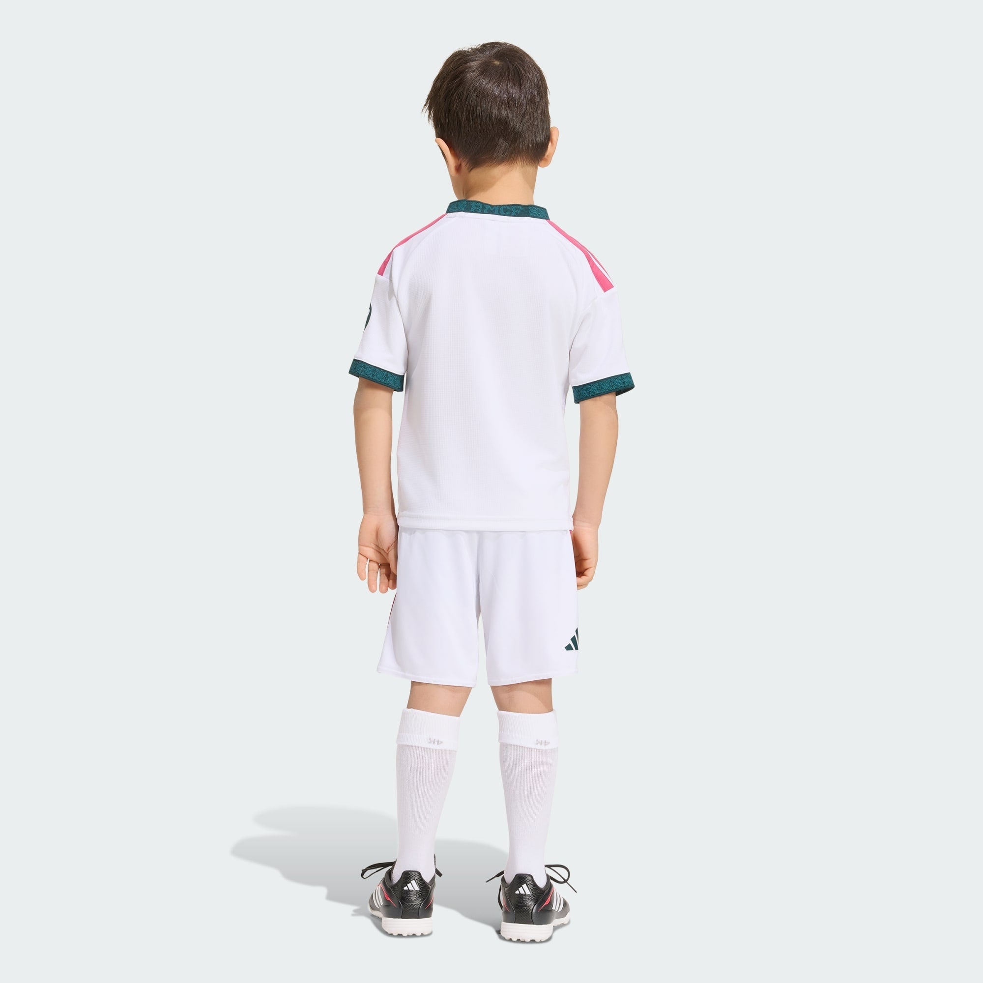 Conjunto Infantil Adidas Real Madrid 2026/27 I - imagem 5