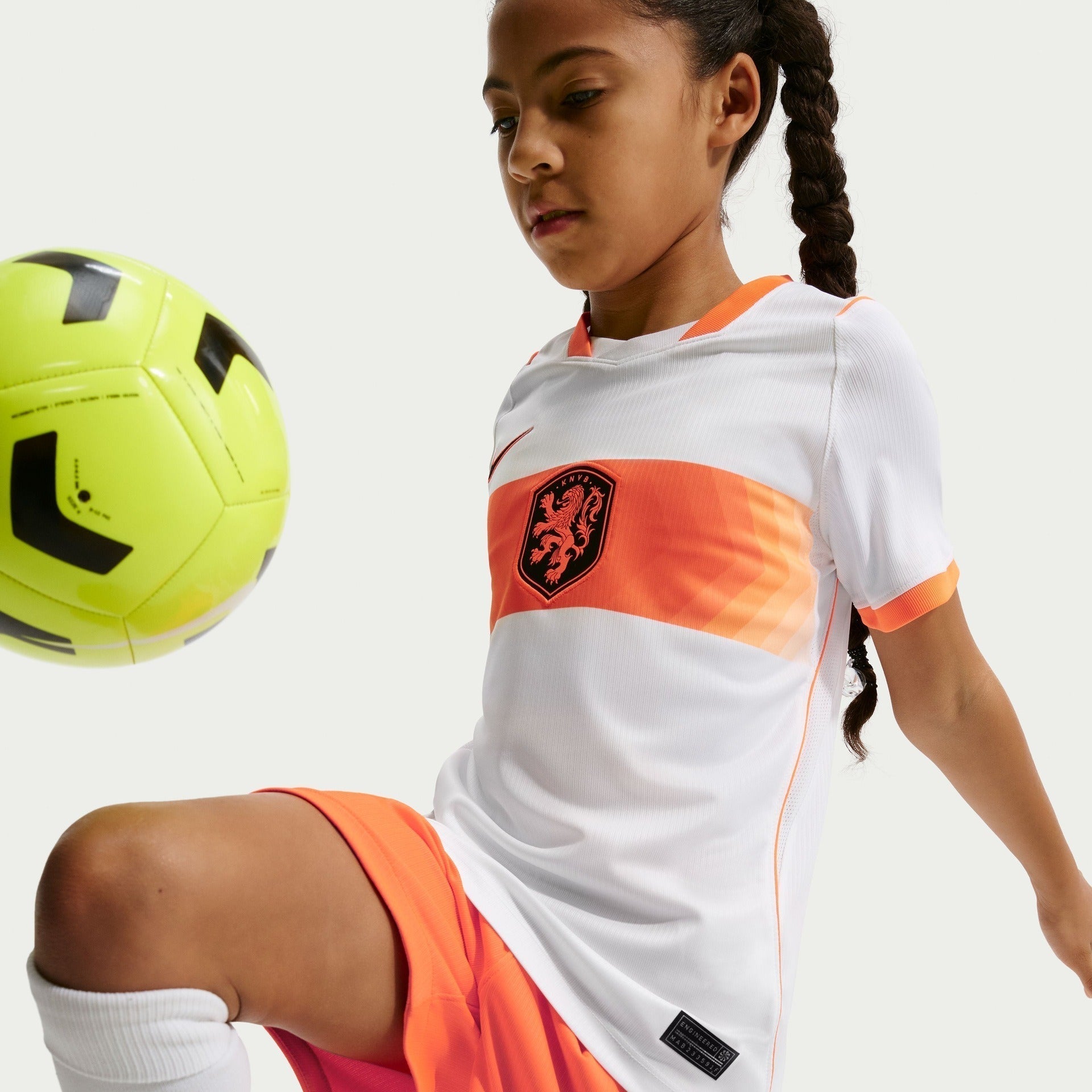 Conjunto Infantil Holanda 2026/27 II