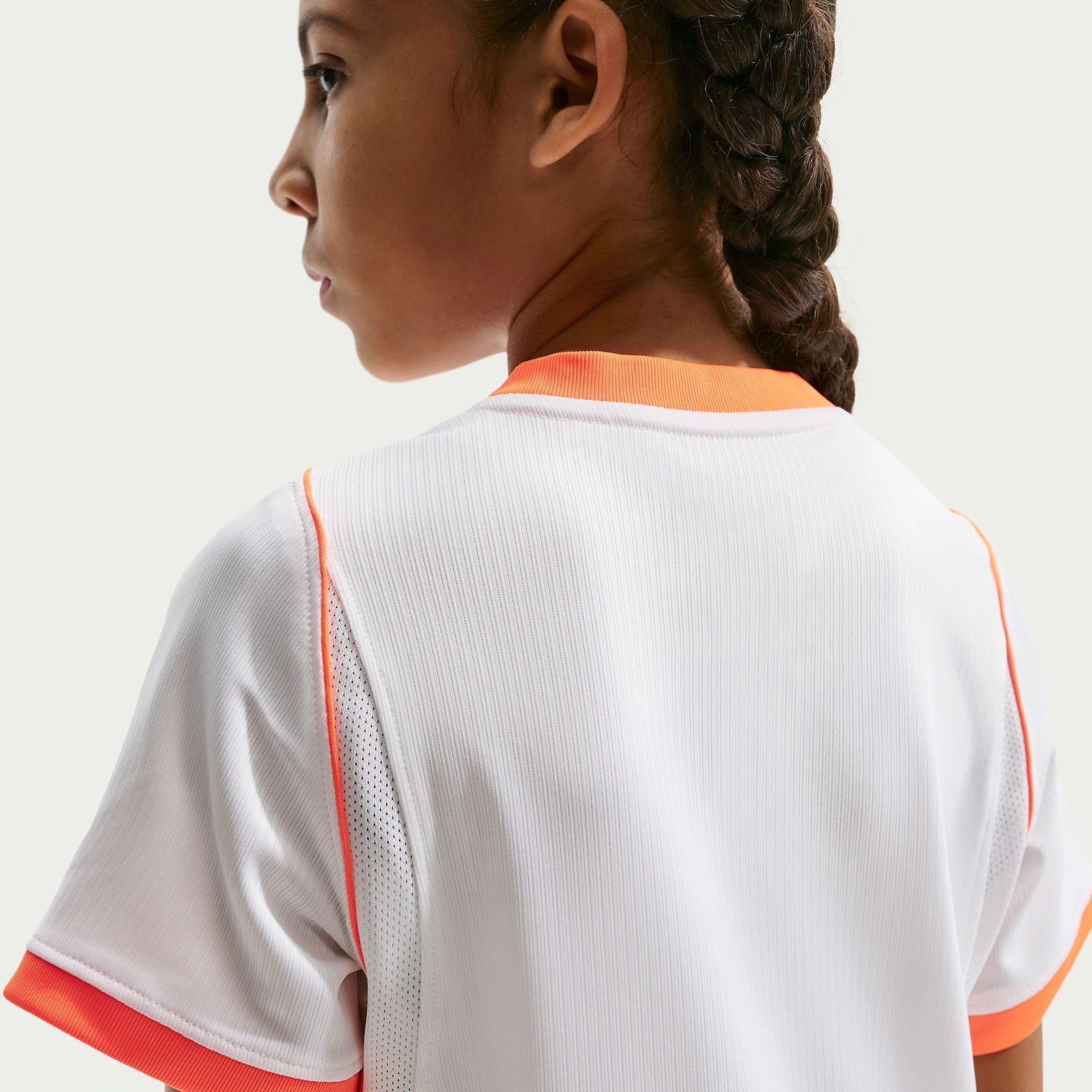 Conjunto Infantil Holanda 2026/27 II