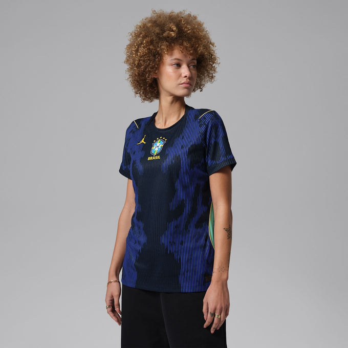Camisa Feminina Brasil 2026/27 II Torcedor